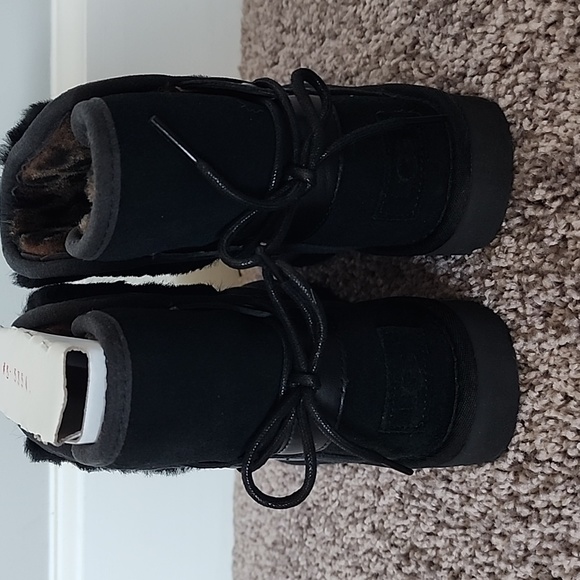 UGG black short classic boot leopard lining bow in back-5 - Picture 8 of 13